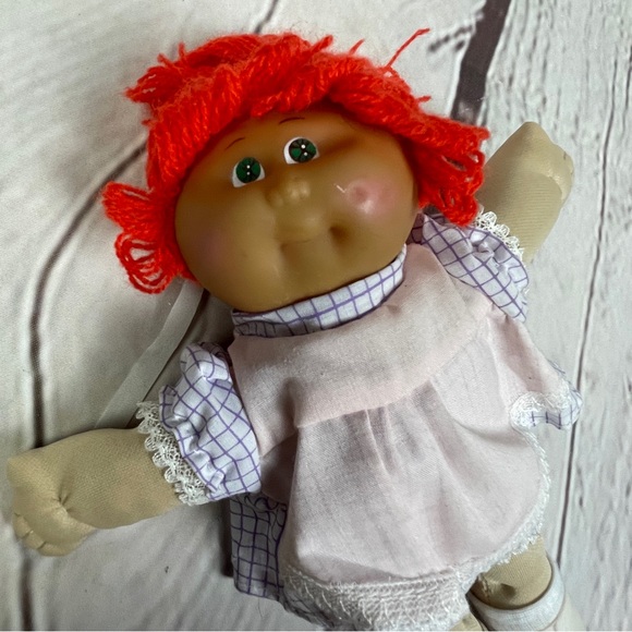 CABBAGE PATCH 8 inch vintage doll with red hair and brown eyes - Picture 2 of 6